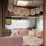 Sleep With Alpacas I Glamping Retreat In National Park Thy مكان تخييم Snedsted